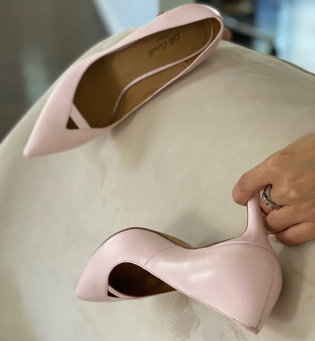 SaveClip.App_611259674_18188276131352979_346798270716681224_n Buy Womens Pink High Heel Shoes Pallets