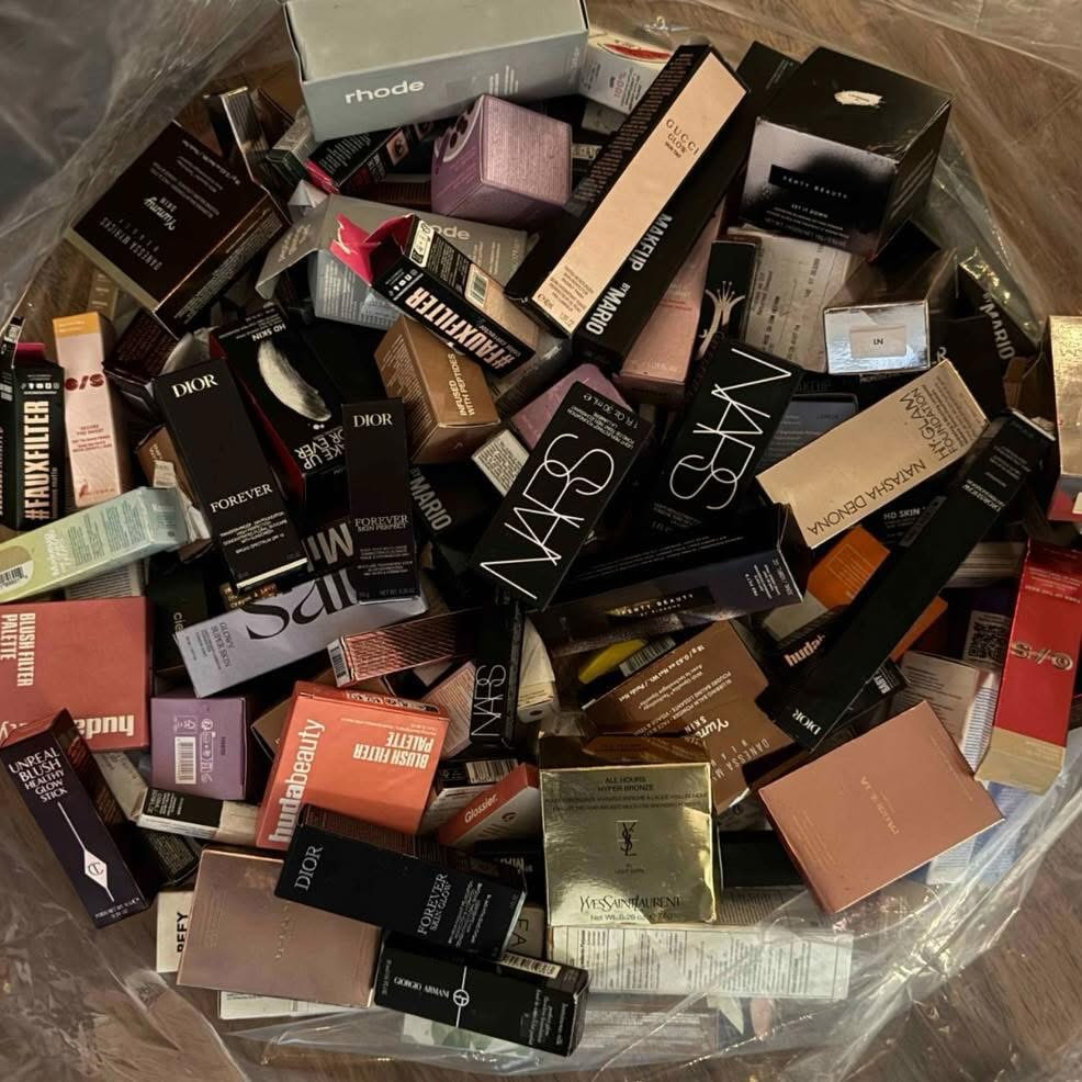 SaveClip.App_639449050_18339173071212140_5862514024075477241_n Buy High End Makeup Liquidation Pallets