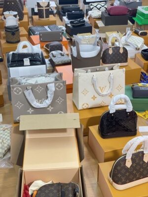 Buy Designer Handbags Pallets